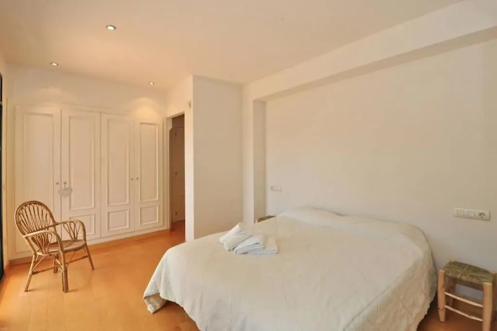 הוילה יורט דה מאר Casa Les Oliveres 0*,